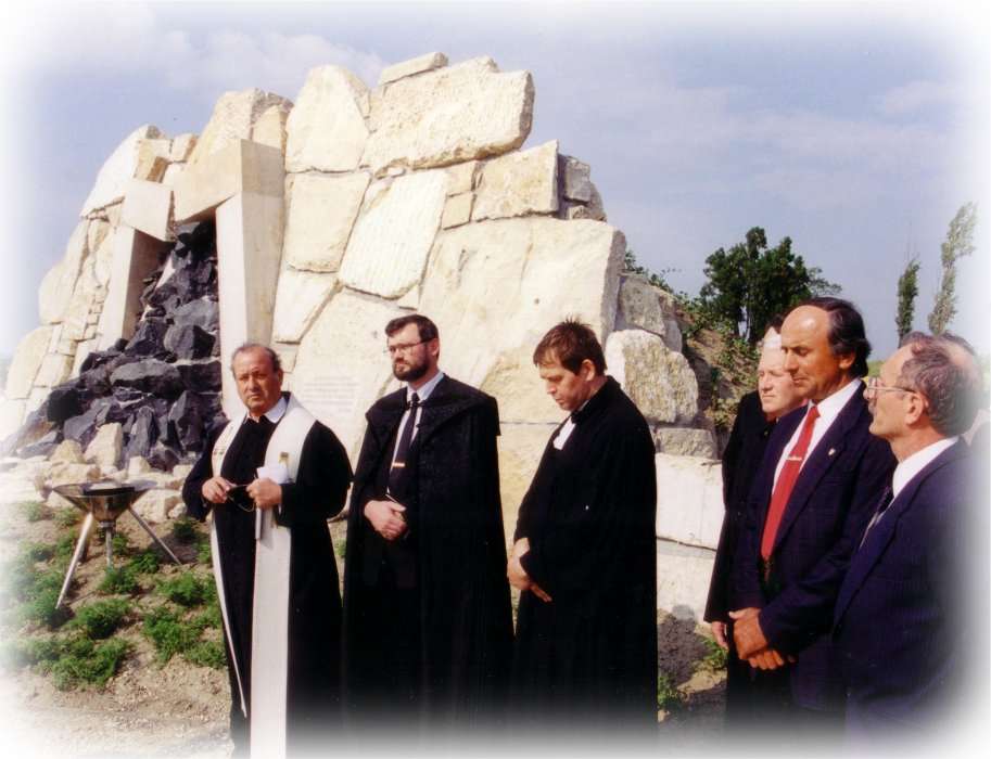 Ribbon cutting ceremony 